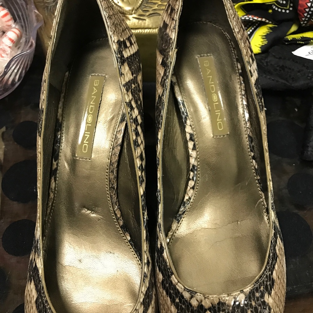 Shoes - Picture 4 of 5